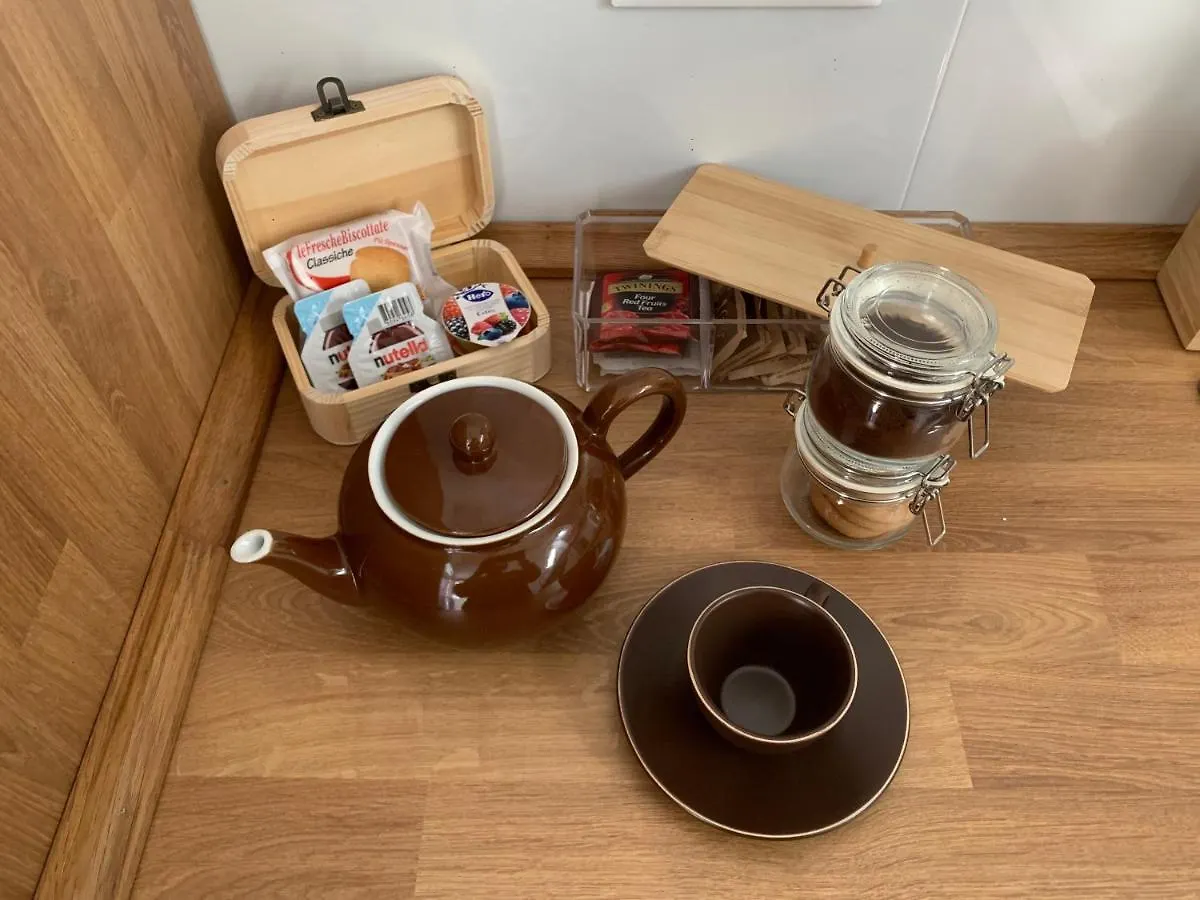 Alojamento de Acomodação e Pequeno-almoço Metroloft Acomodação com café da manhã Bolonha