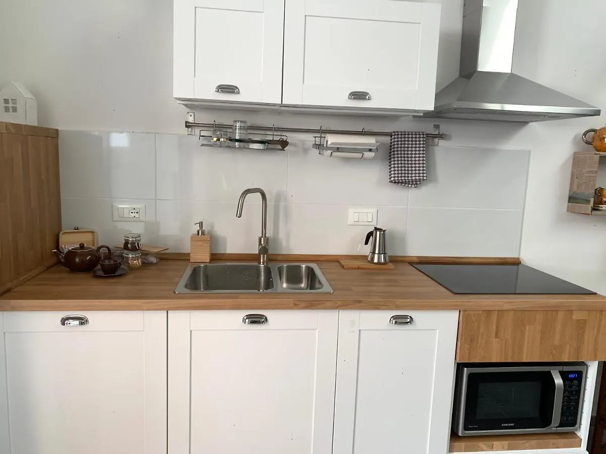 Metroloft Bed and Breakfast Bolonia